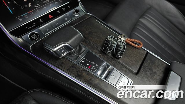 Audi A7 2021 — photo 9