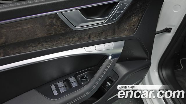 Audi A7 2021 — photo 15
