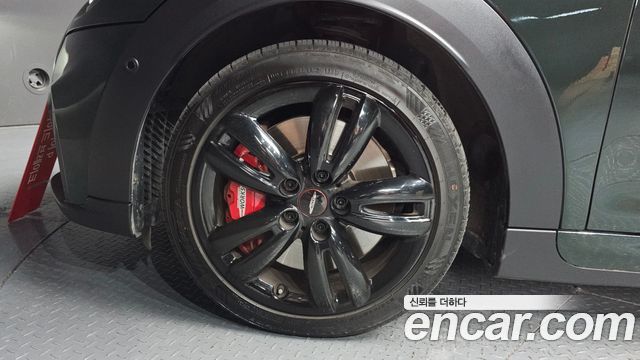 Mini Cooper Convertible 2024 — photo 5