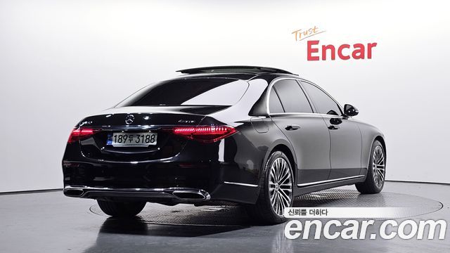 Mercedes-Benz S-Class 2022 — photo 2