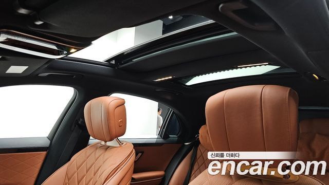 Mercedes-Benz S-Class 2022 — photo 22