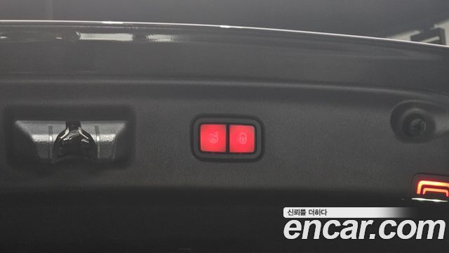 Mercedes-Benz S-Class 2022 — photo 31