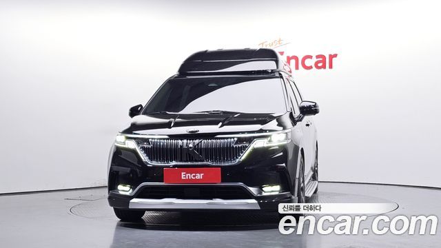 Kia Canival 2021 — photo 3