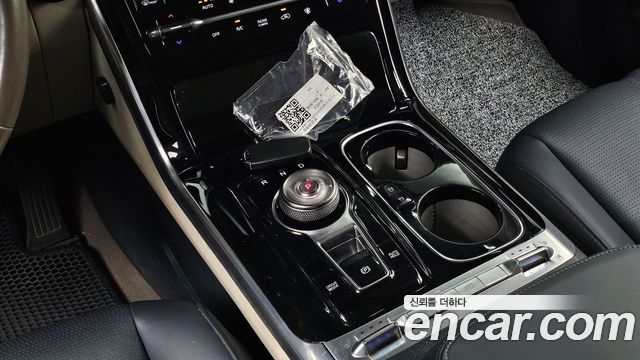 Kia Canival 2021 — photo 9