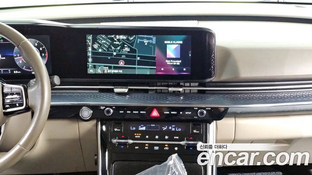 Kia Canival 2021 — photo 15