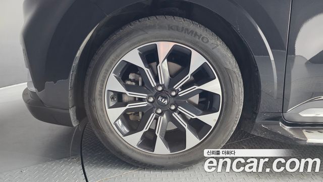 Kia Canival 2021 — photo 5