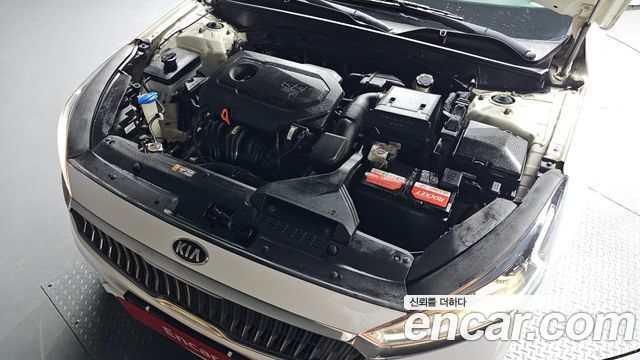 Kia K7 2016 — photo 6