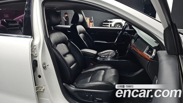 Kia K7 2016 — photo 17