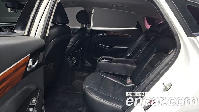 Kia K7 2016 — photo 18