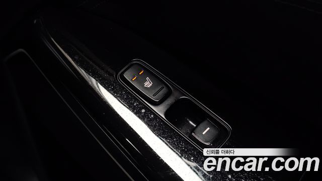 Kia K7 2016 — photo 28