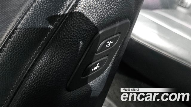 Kia K7 2016 — photo 29