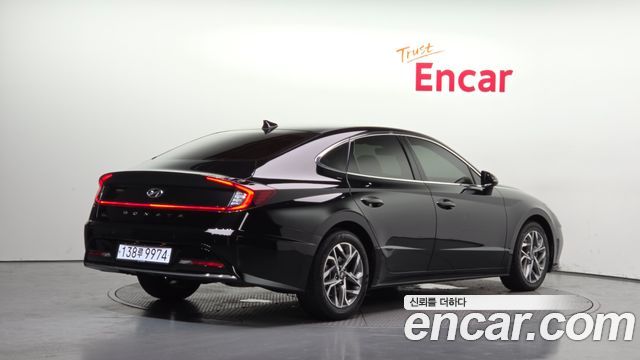 Hyundai Sonata 2022 — photo 2