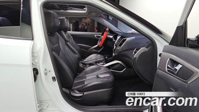 Hyundai Veloster 2012 — photo 11