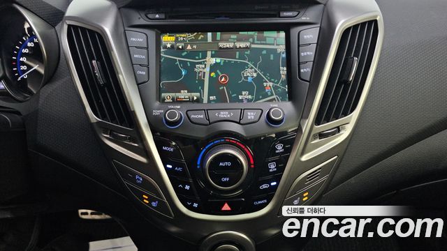 Hyundai Veloster 2012 — photo 16