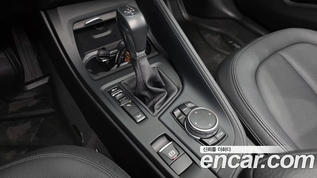BMW X1 2016 — photo 9