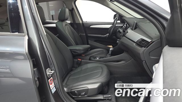 BMW X1 2016 — photo 11