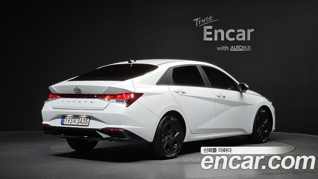 Hyundai AVANTE 2023 — photo 2