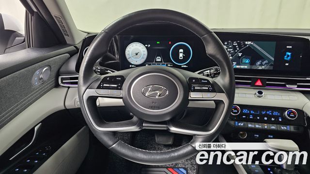 Hyundai AVANTE 2023 — photo 19