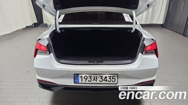 Hyundai AVANTE 2023 — photo 21