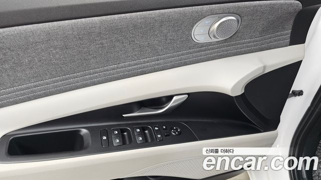 Hyundai AVANTE 2023 — photo 22
