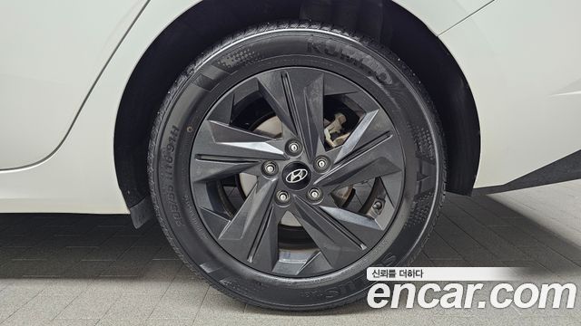 Hyundai AVANTE 2023 — photo 7