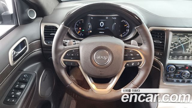 Jeep Cherokee 2015 — photo 13