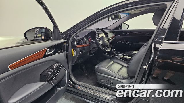 Kia K7 2017 — photo 13