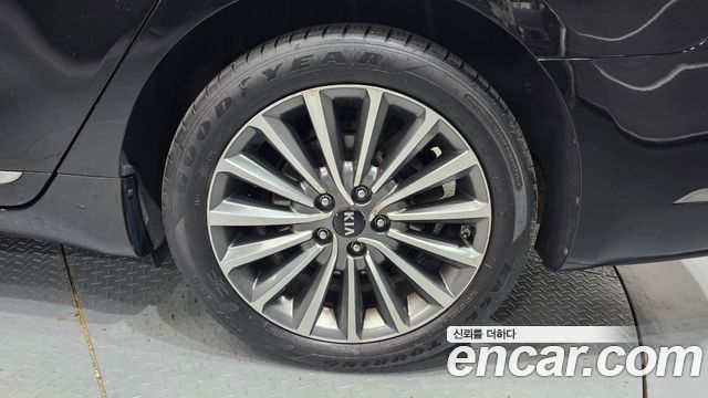 Kia K7 2017 — photo 7