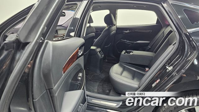 Kia K7 2017 — photo 16