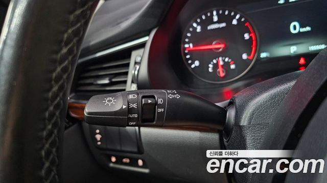 Kia K7 2017 — photo 28