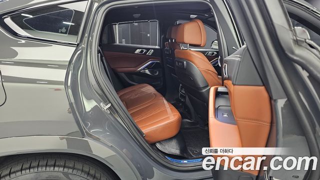 BMW X6 2022 — photo 18
