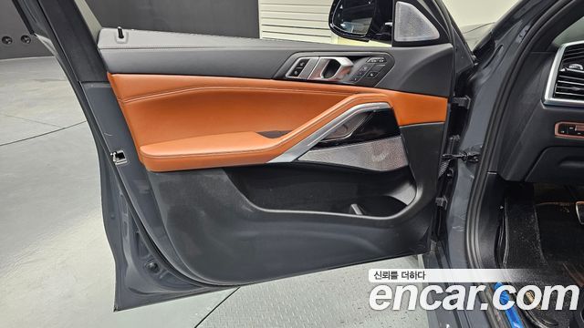 BMW X6 2022 — photo 14