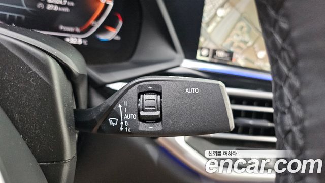 BMW X6 2022 — photo 28