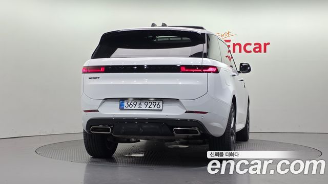 Land Rover Range Rover Sport 2025 — photo 4