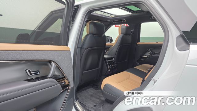 Land Rover Range Rover Sport 2025 — photo 23