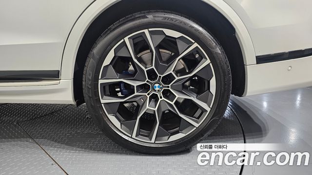 BMW X7 2025 — photo 7
