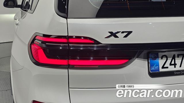 BMW X7 2025 — photo 9