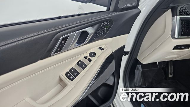 BMW X7 2025 — photo 30