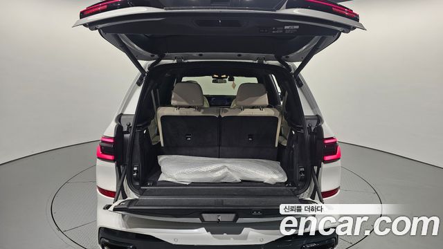 BMW X7 2025 — photo 35