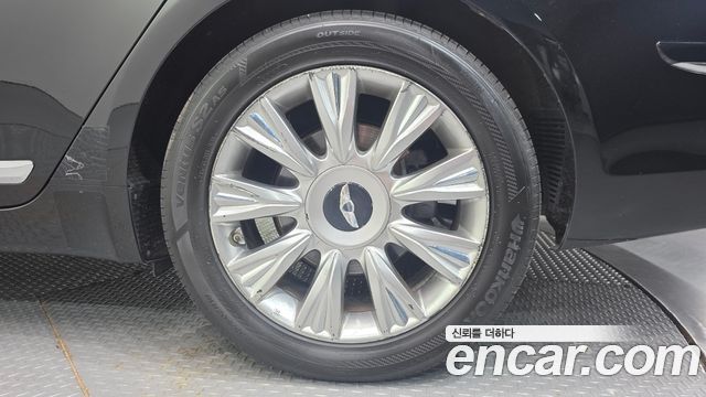 Hyundai Genesis 2009 — photo 5