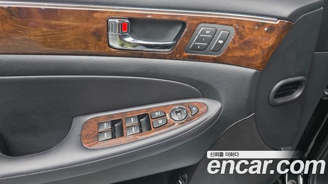 Hyundai Genesis 2009 — photo 11