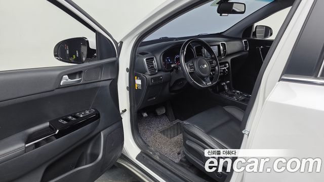 Kia Sportage 2016 — photo 13