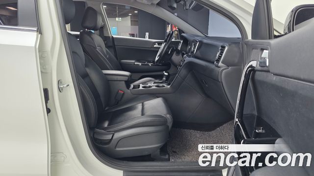 Kia Sportage 2016 — photo 17