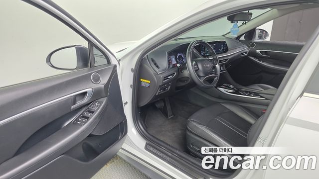 Hyundai Sonata 2020 — photo 16