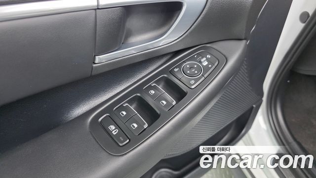Hyundai Sonata 2020 — photo 17