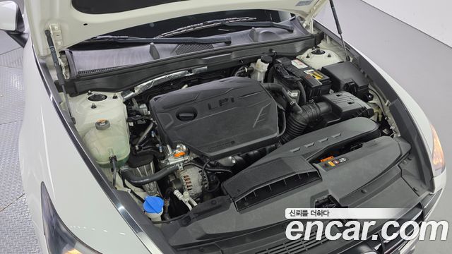 Hyundai Sonata 2020 — photo 28