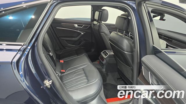 Audi A6 2023 — photo 17