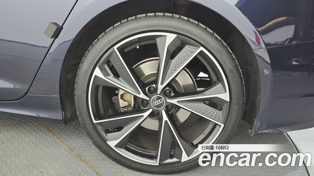 Audi A6 2023 — photo 7