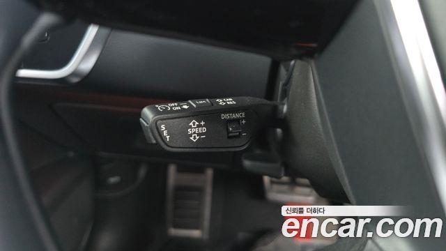 Audi A6 2023 — photo 28