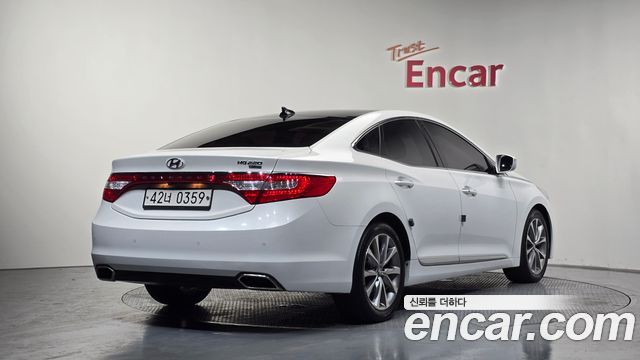 Hyundai Grandeur 2016 — photo 2